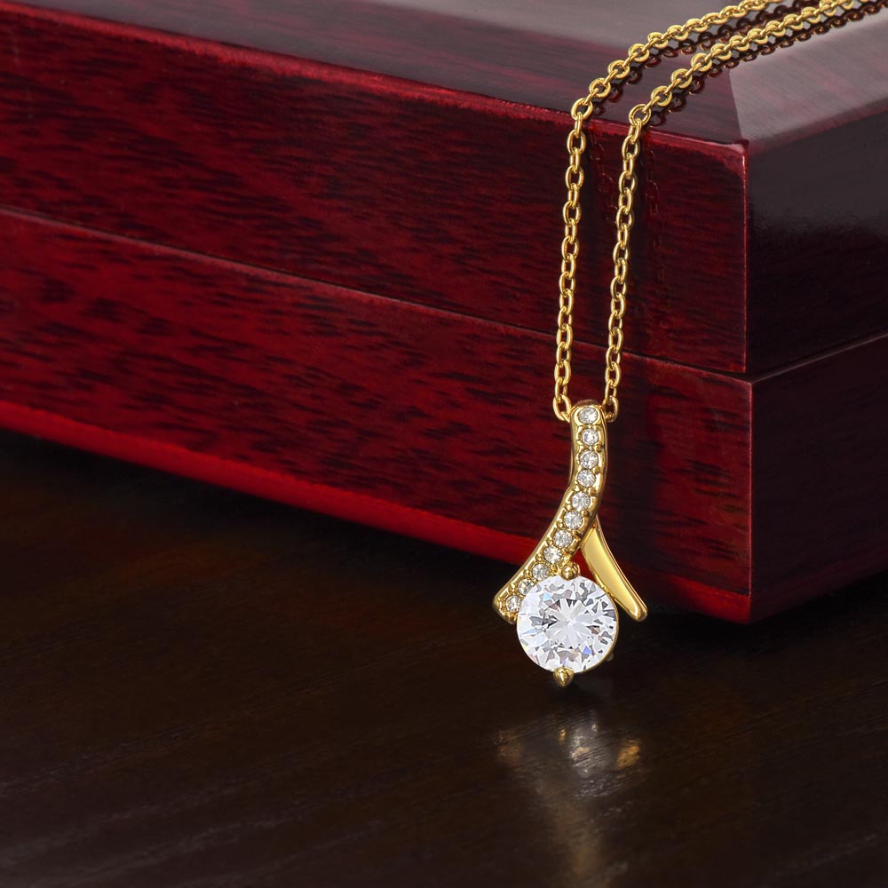 In Memory of Your Aunt | Celebrating the life of a cherished Aunt - Alluring Beauty Necklace