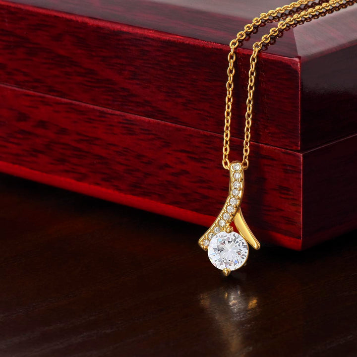 In Memory of Your Aunt | Celebrating the life of a cherished Aunt - Alluring Beauty Necklace