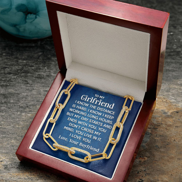 To My Girlfriend | I know the distance is hard - Forever Linked Necklace