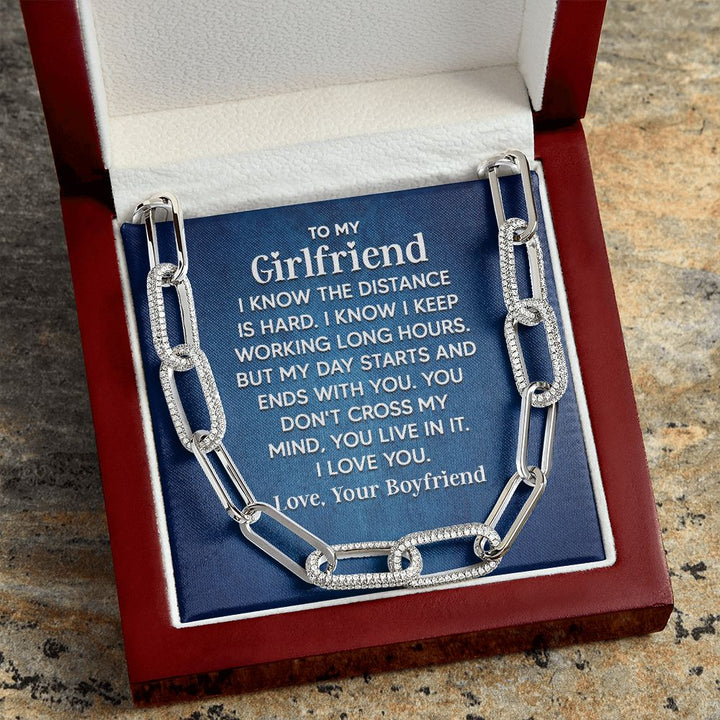 To My Girlfriend | I know the distance is hard - Forever Linked Necklace