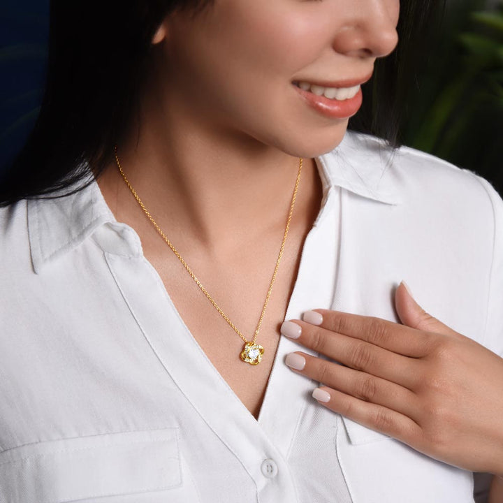 To My Mom | With All My Heart - Love Knot Necklace