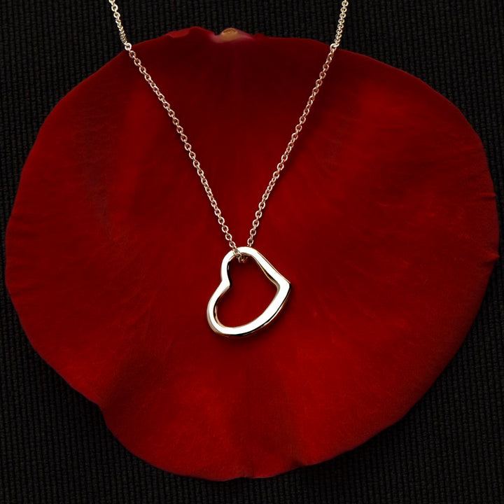 To My Best Friend | Friends are like Dragonfly - Delicate Heart Necklace
