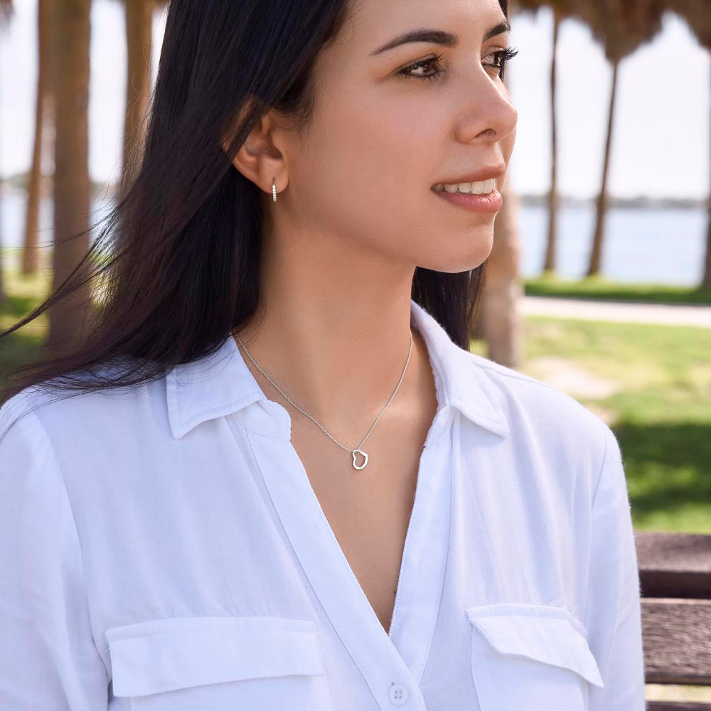 To My Daughter | Love That Surpasses Understanding - Delicate Heart Necklace