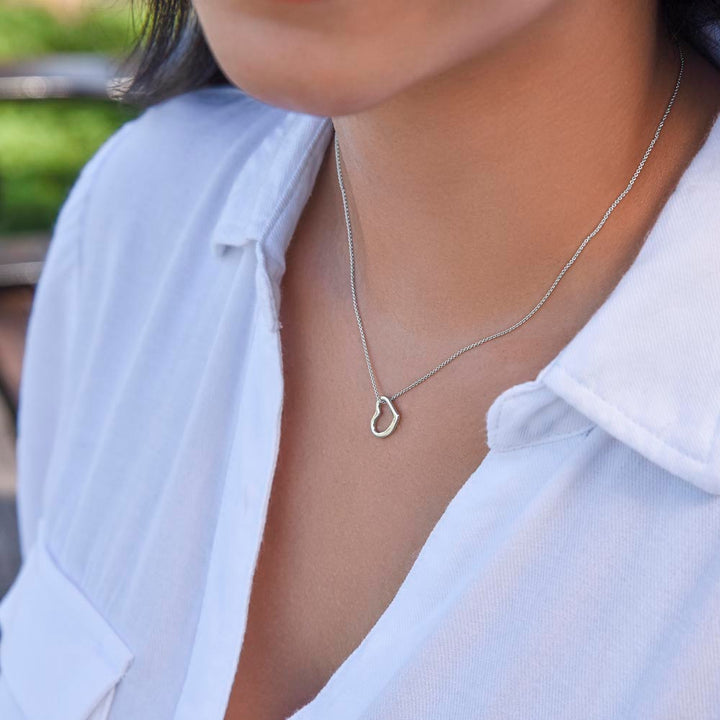 To My Best Friend | Friends are like Dragonfly - Delicate Heart Necklace