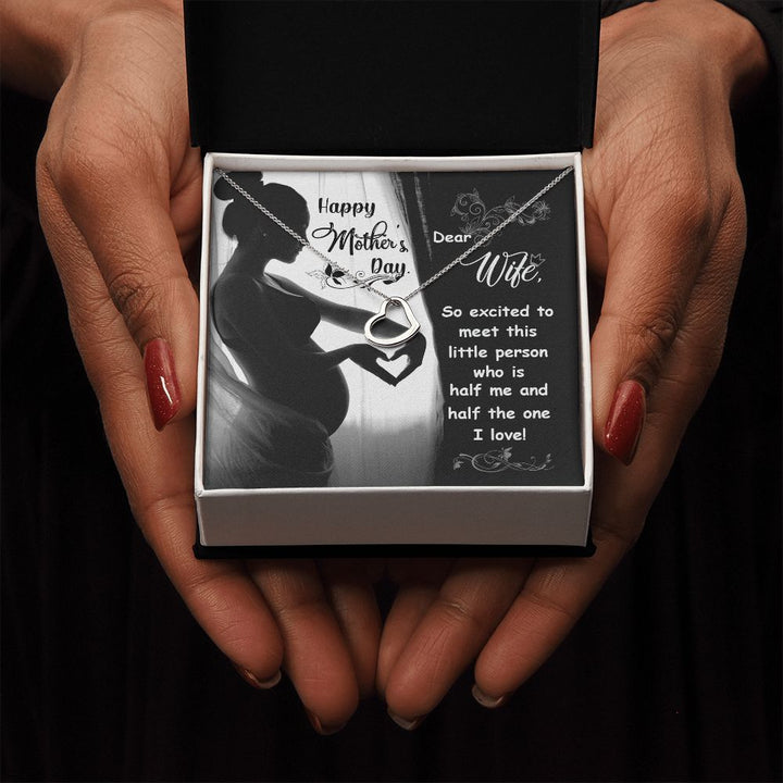 To My Wife | Pregnant Wife - Delicate Heart Necklace