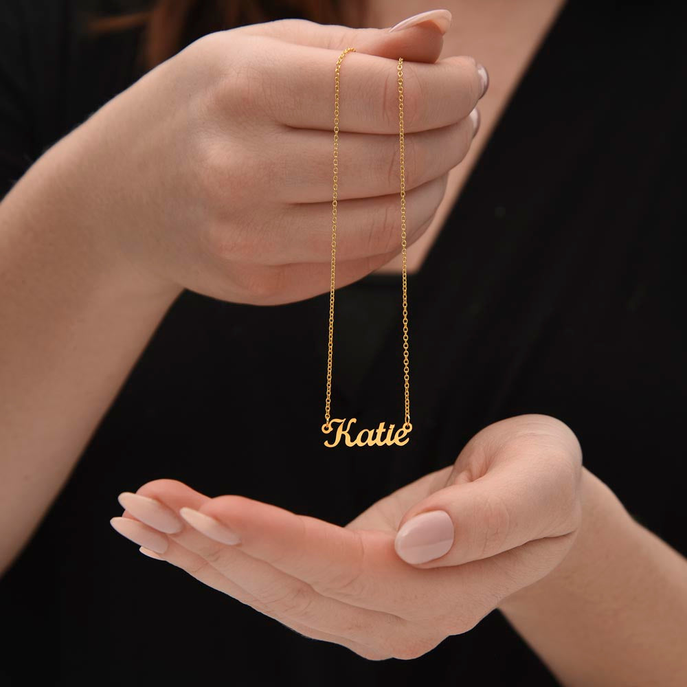 To My Wife | A Cute, Loving and Generous - Personalized Name Necklace