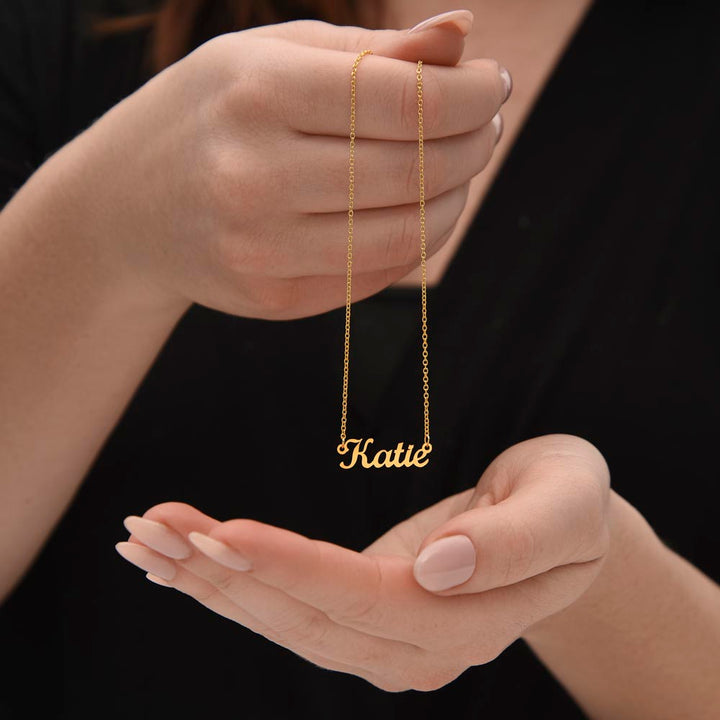 To My Wife | A Cute, Loving and Generous - Personalized Name Necklace