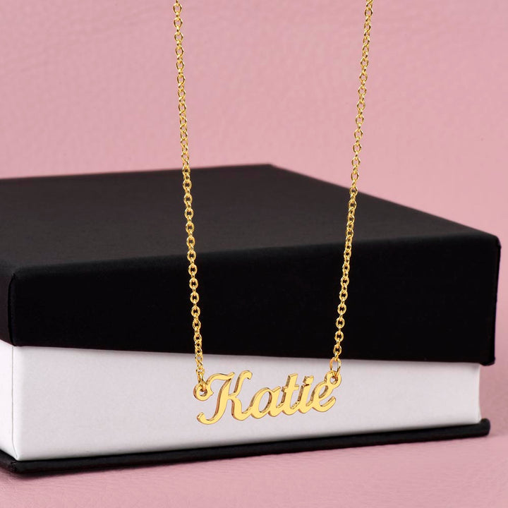 To My Wife | A Cute, Loving and Generous - Personalized Name Necklace
